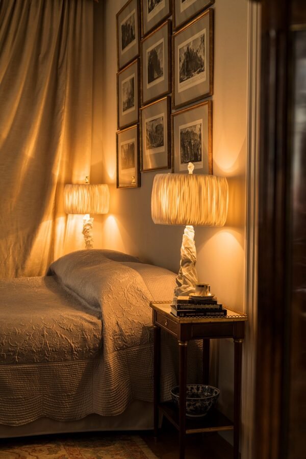 Augarten Charta Alba I Table Lamp - Image 4